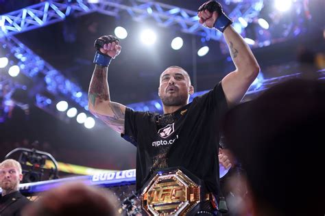 Paramount UFC: Onde Assistir e Melhores Odds para Apostas ao Vivo